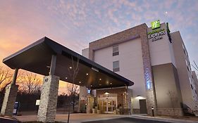 Holiday Inn Express Tahlequah Oklahoma